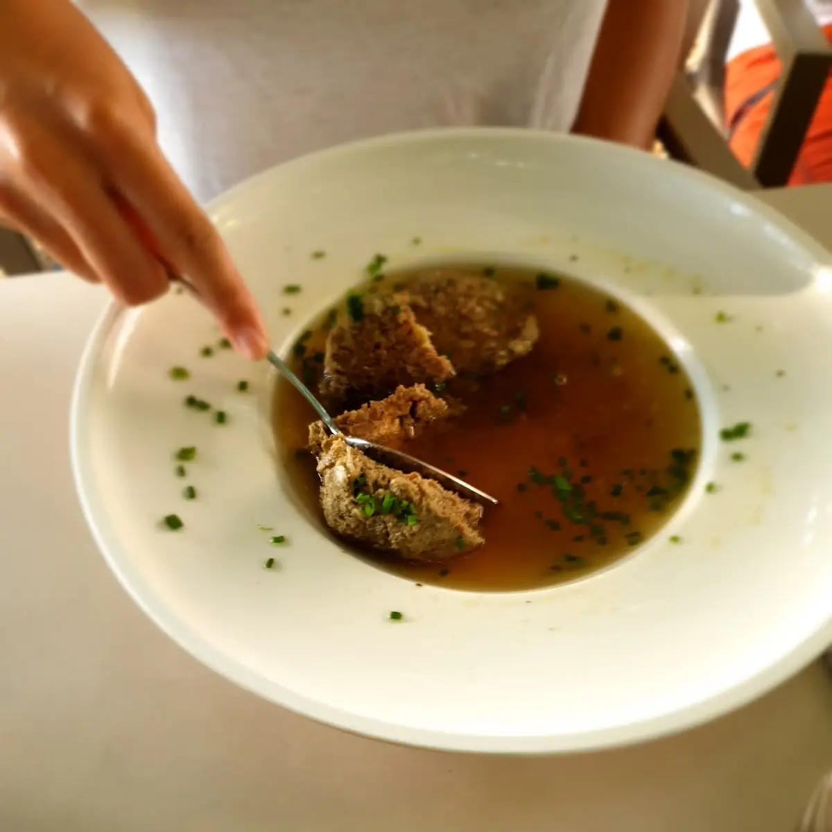 Leberknödelsuppe