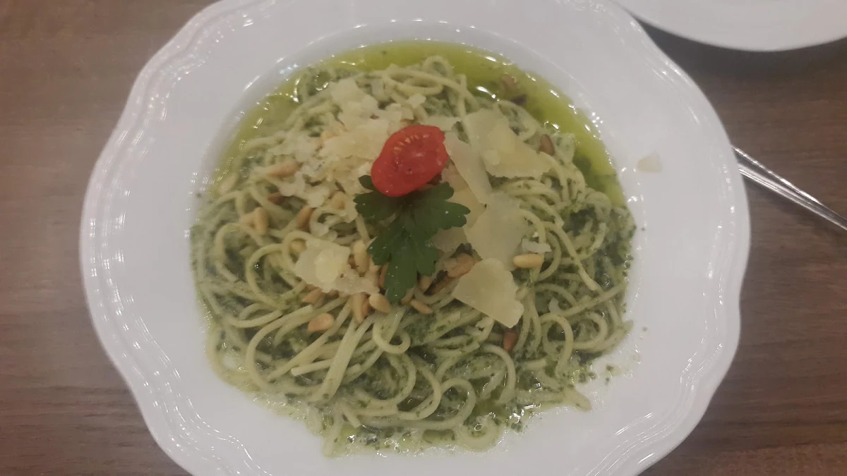 Spaghetti Al Pesto