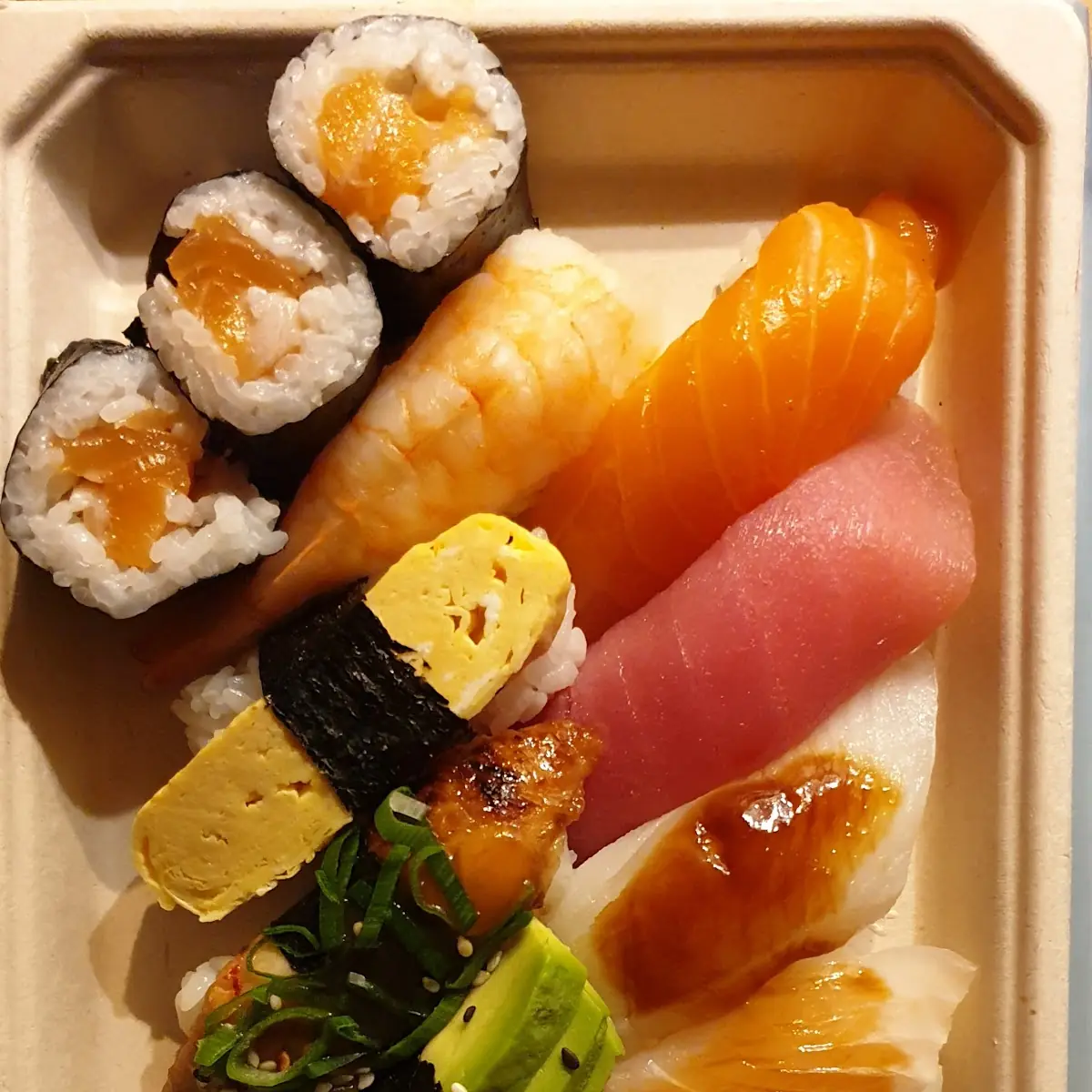 Großes Sushi Set