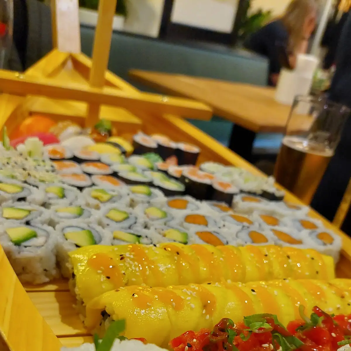 Verschiedene Sushi Gemischt
