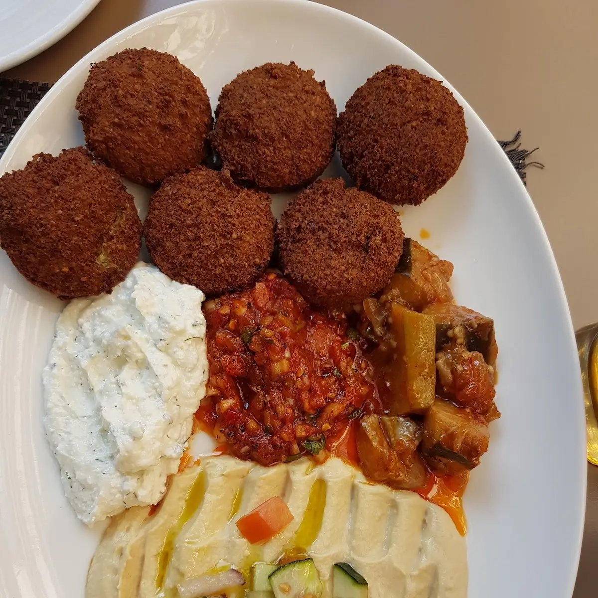 Falafel Platter
