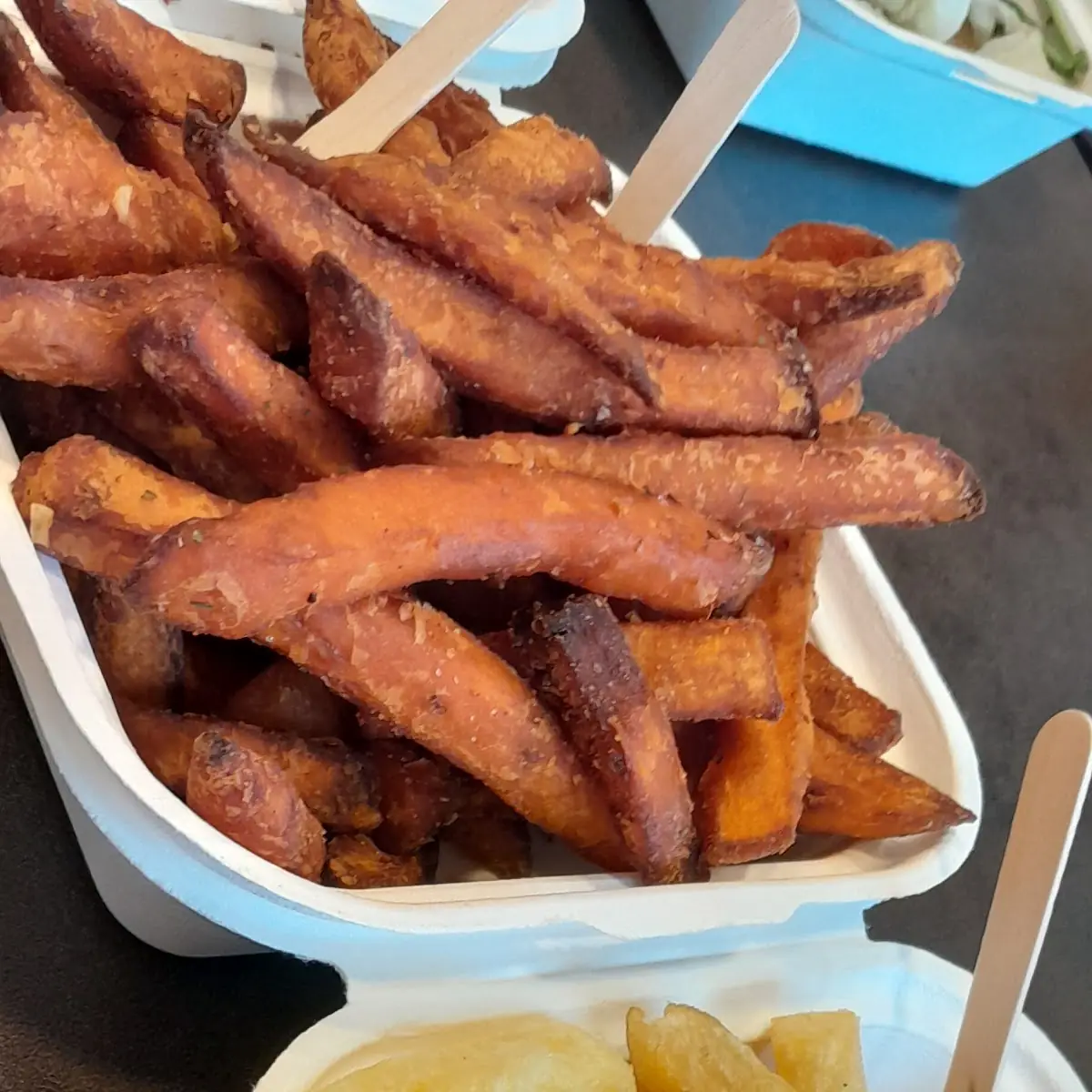 Süsskartoffel-pommes