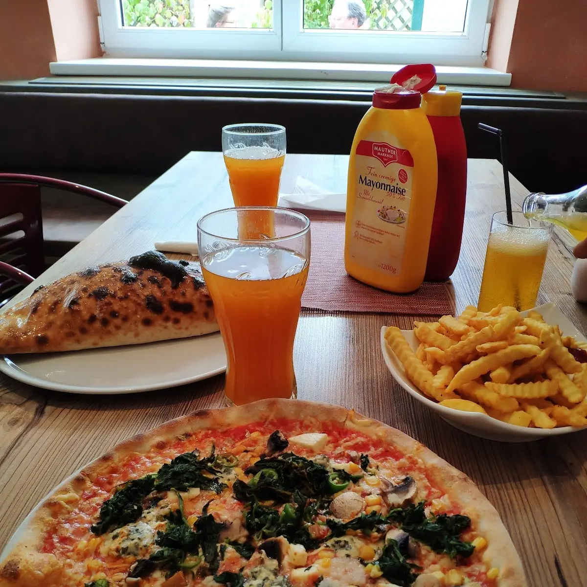 Calzone Taflan Pizza Pommes