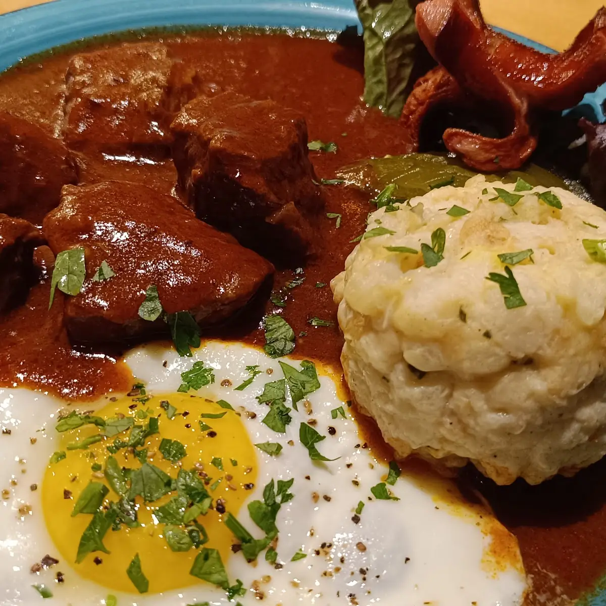 Hirschgulasch