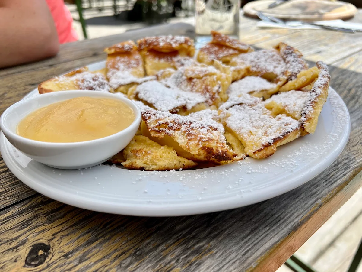 Kaiserschmarren Mit Apfelmus