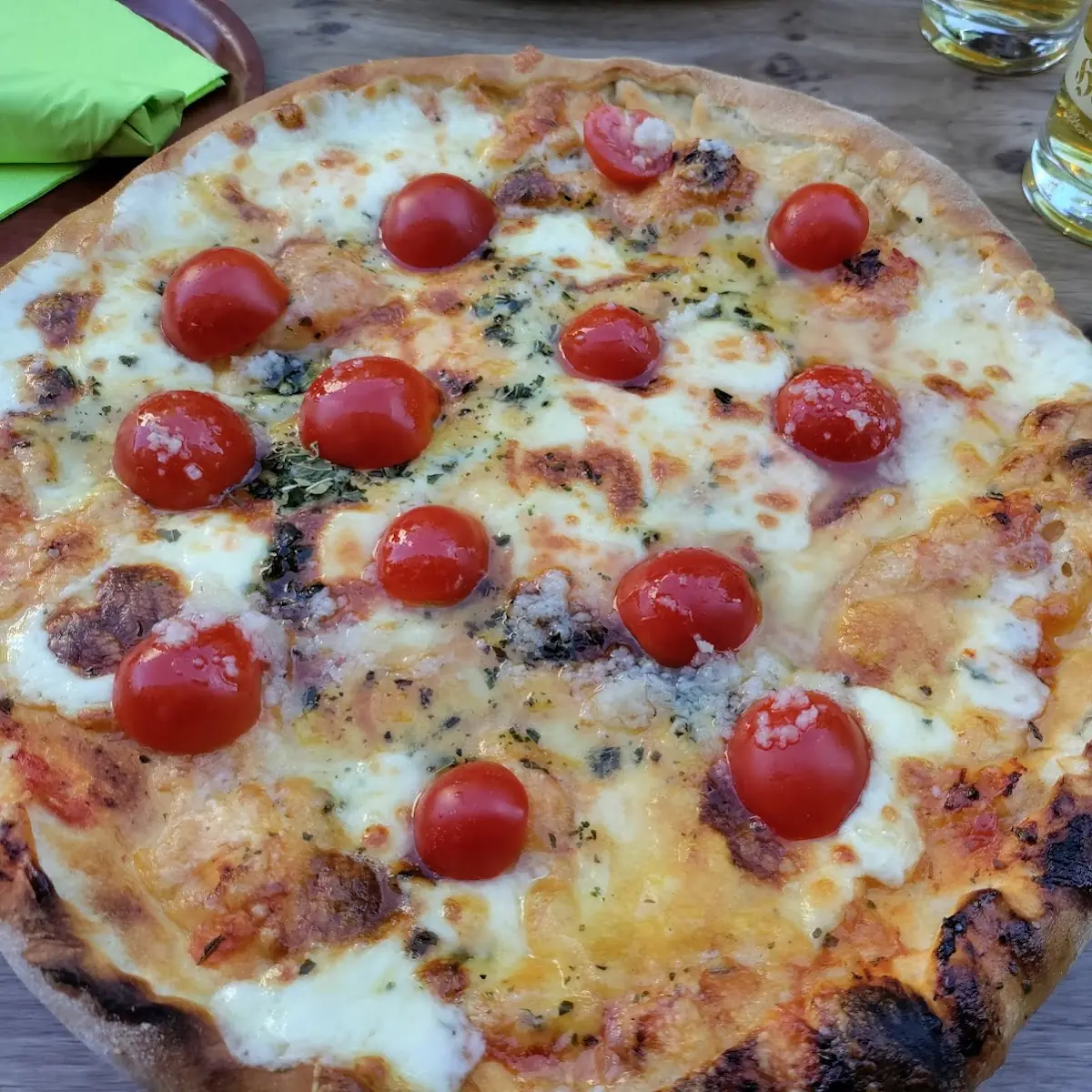 Pizza Mozzarella American Style