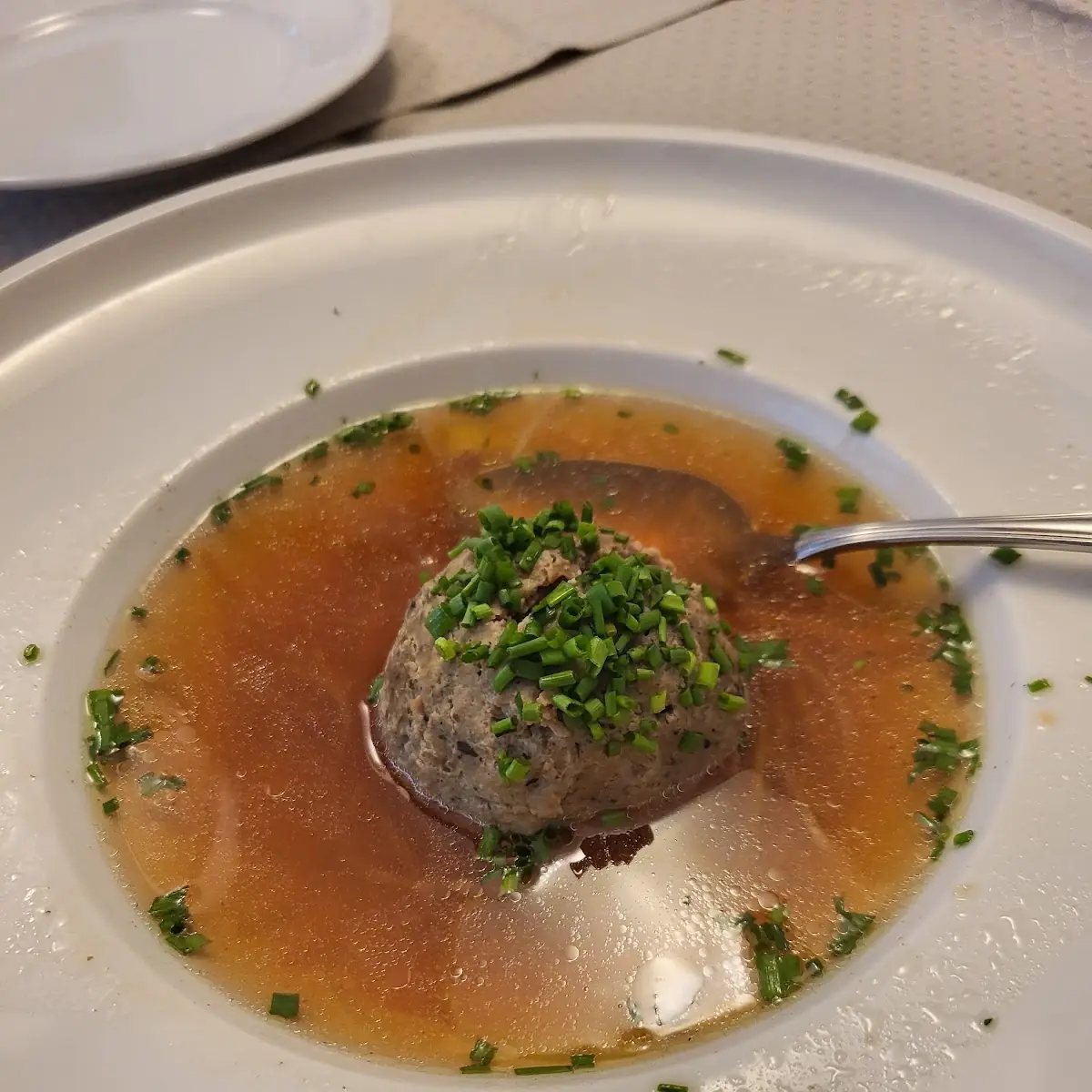 Leberknödelsuppe