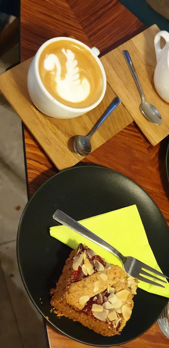 Cappuccino Und Linzertorte, Das kleine Schwarze