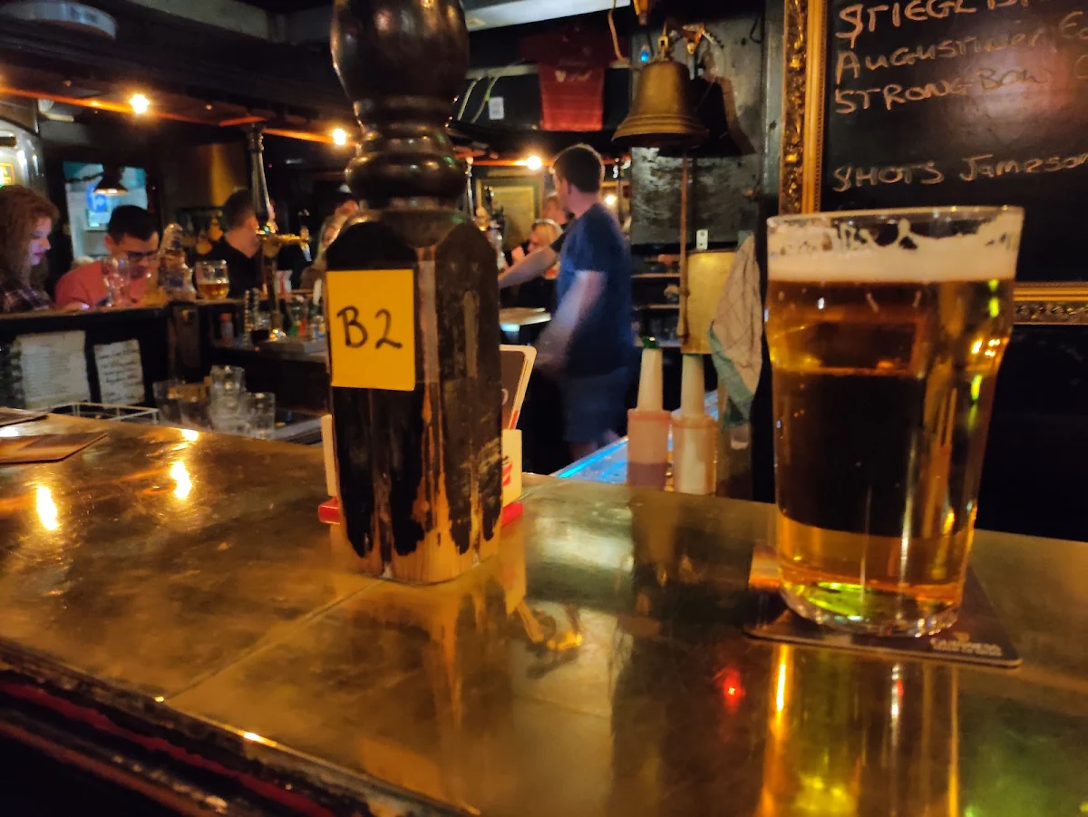 Johny's Beer