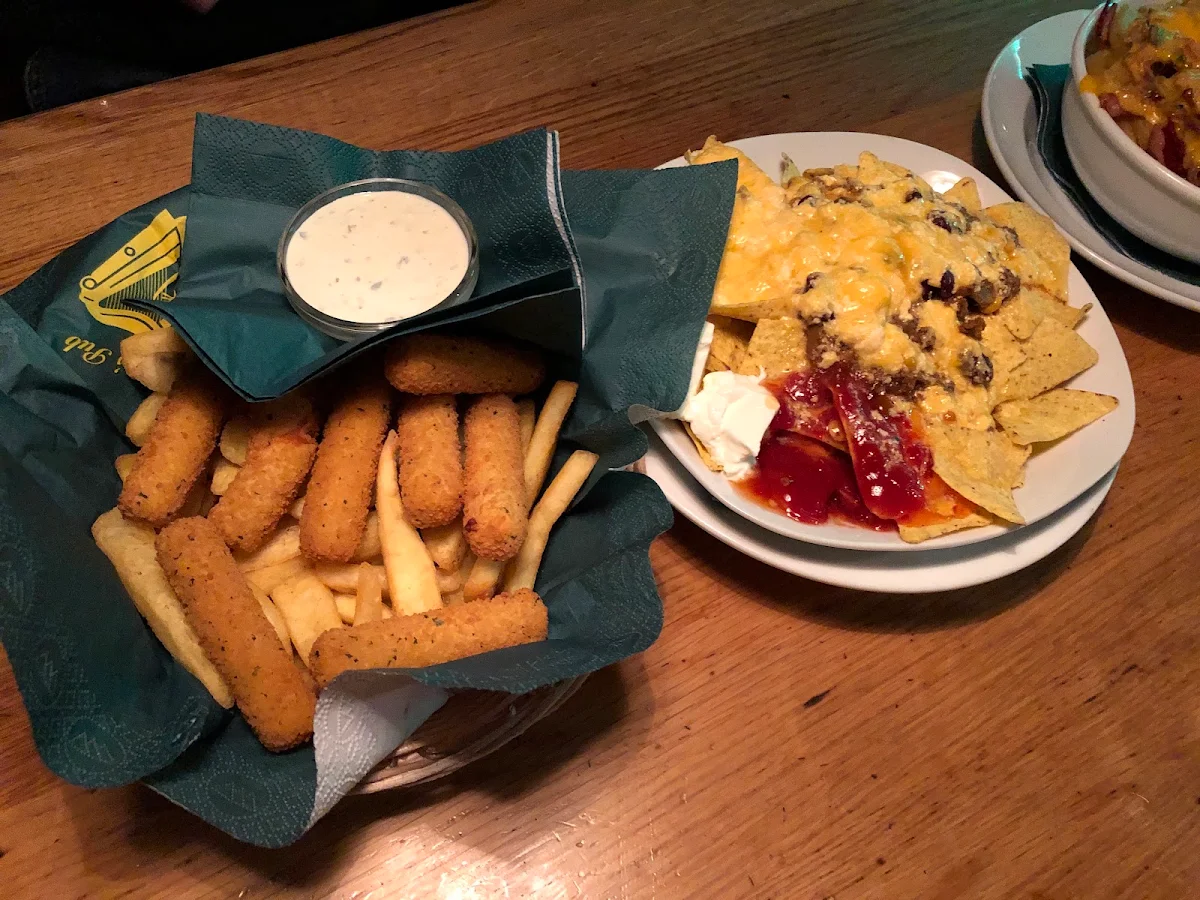 Mozzarella Sticks & Chips