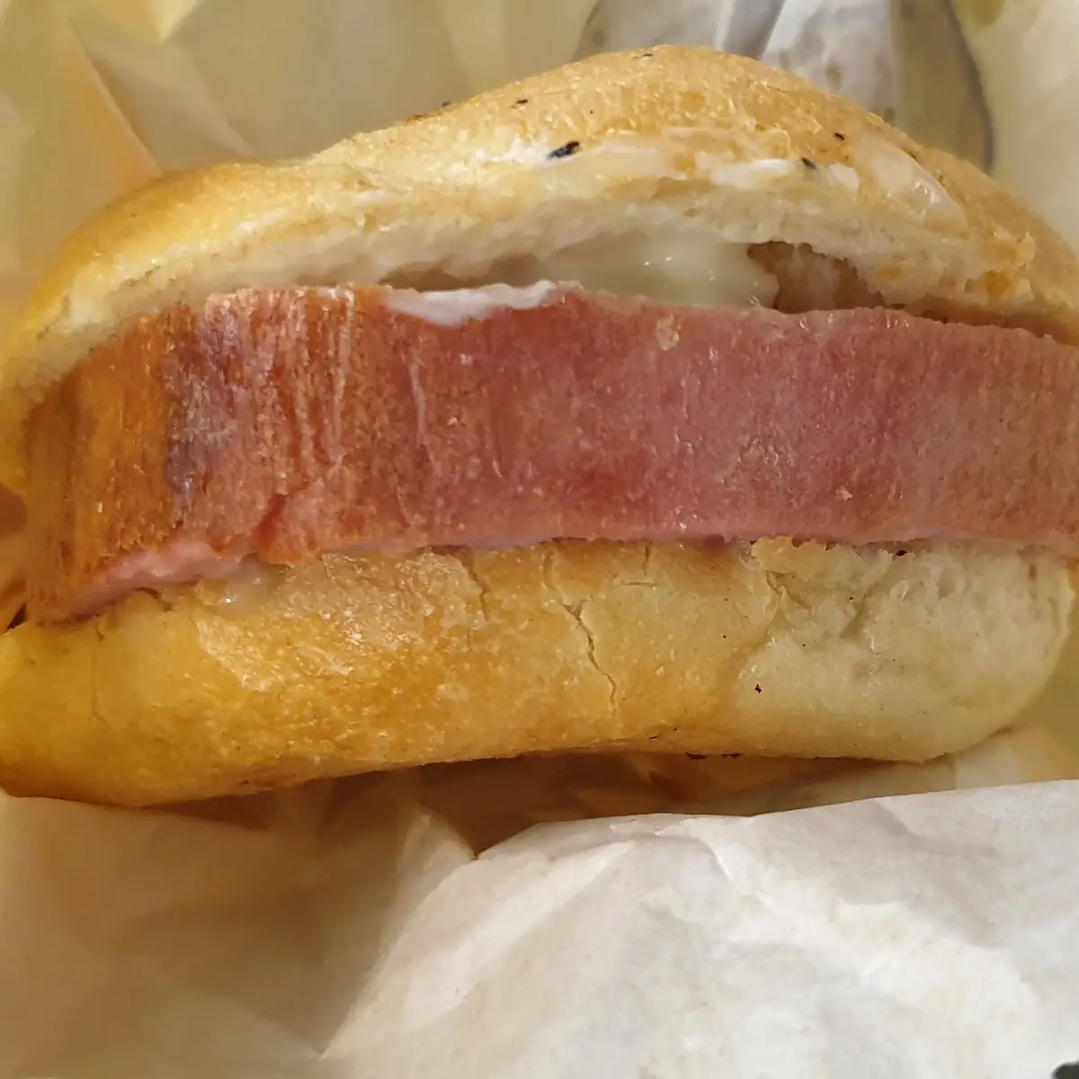 Cheese Leberkäsesemmel