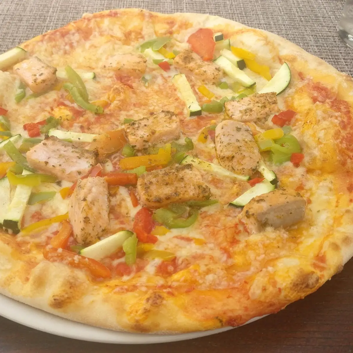 Pizza Lachs