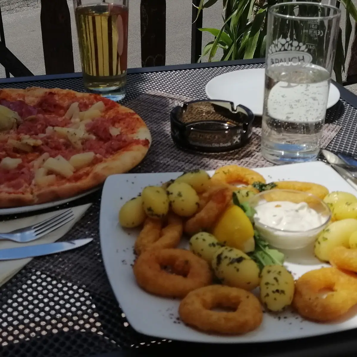 Pizza Und Calamari