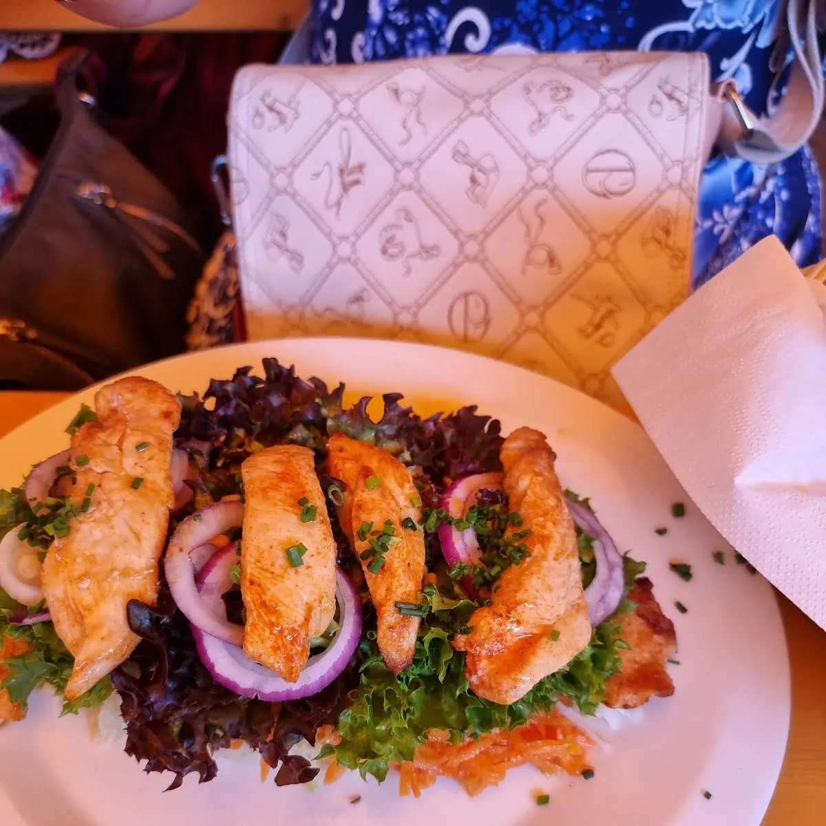 Salat Mit Hühnerstreifen