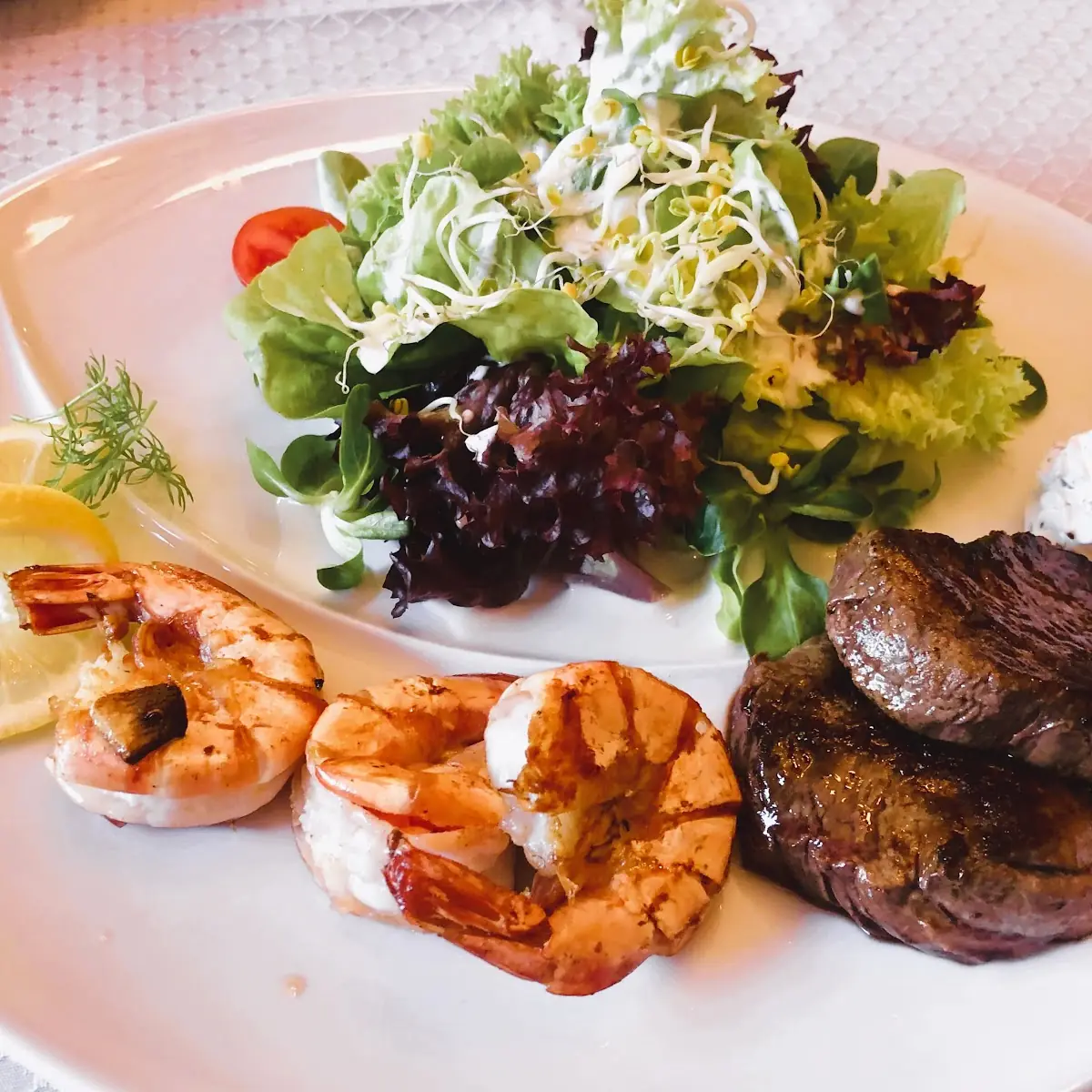 Filet Und Garnelen