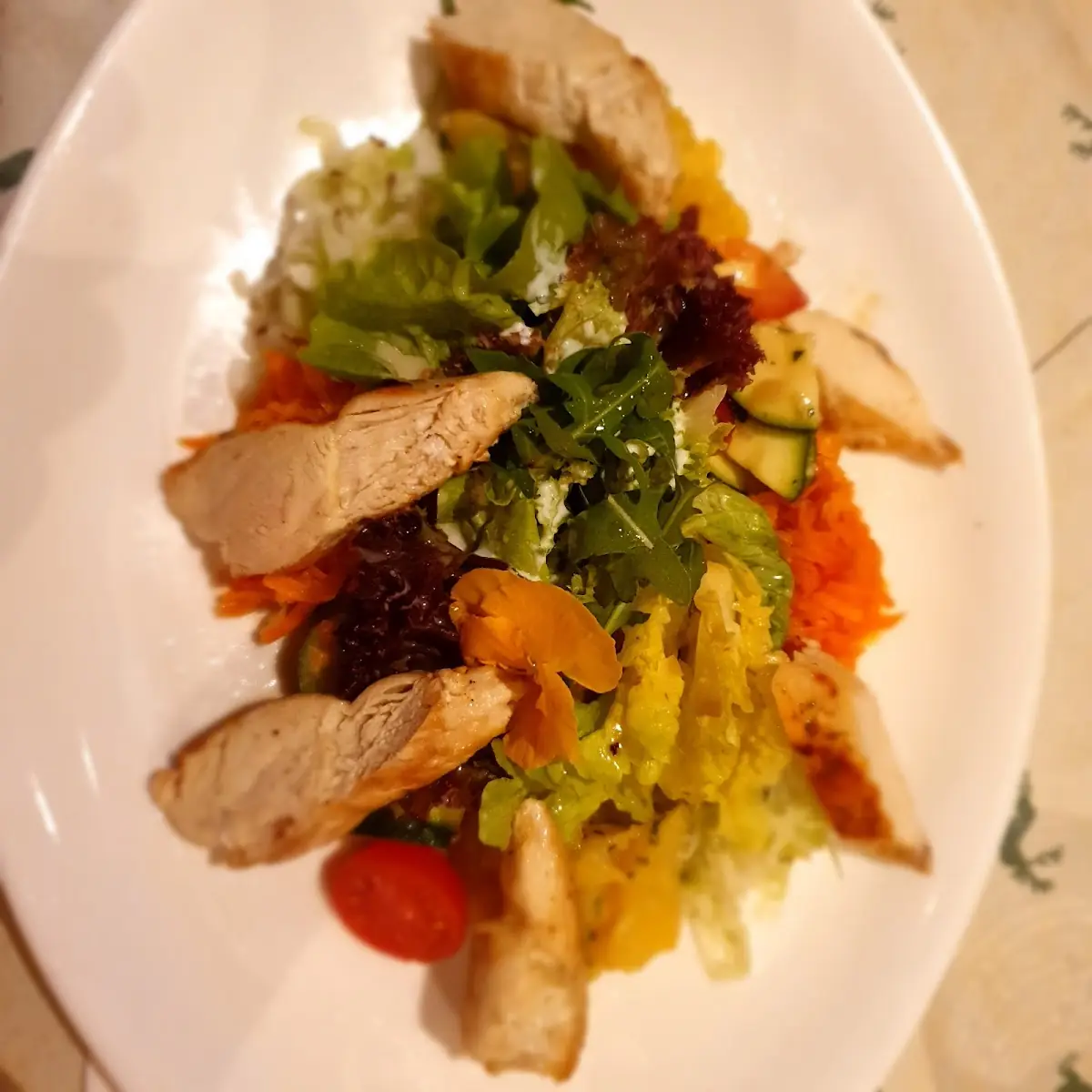 Gemischten Salat Mit Hühnerbrust