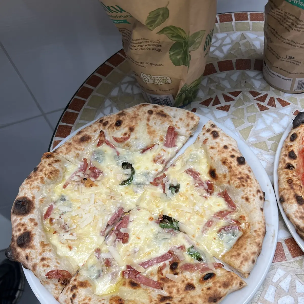 Pizza Ai Quattro Formaggi