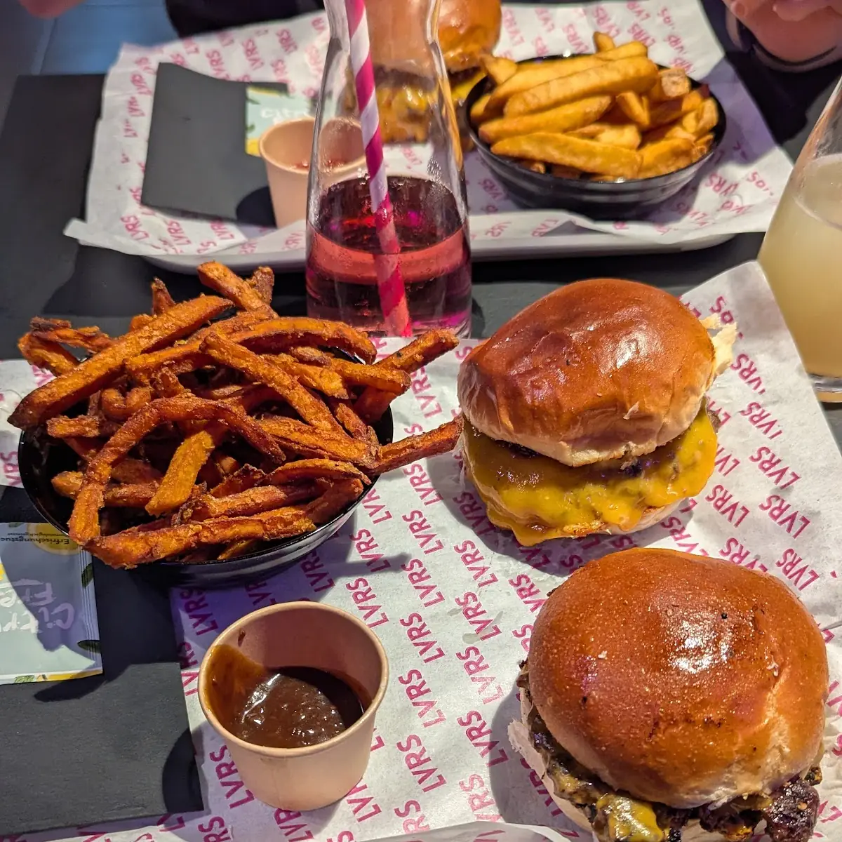 Jalapeños Smash Burger Menü