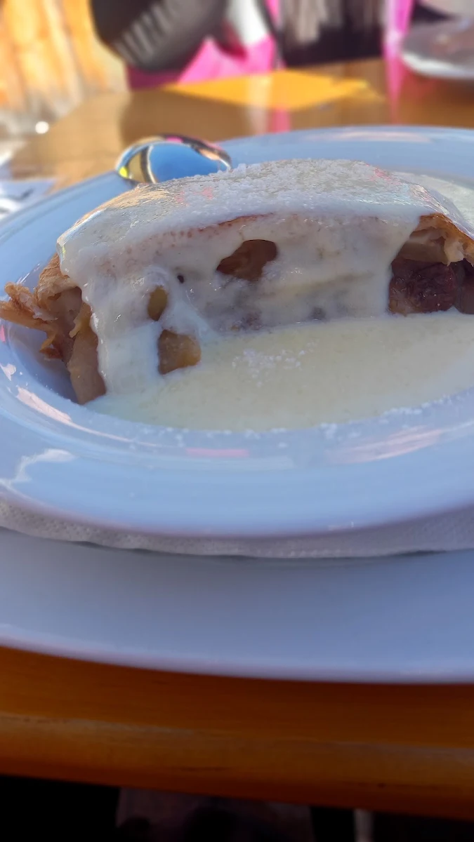 Apfelstrudel