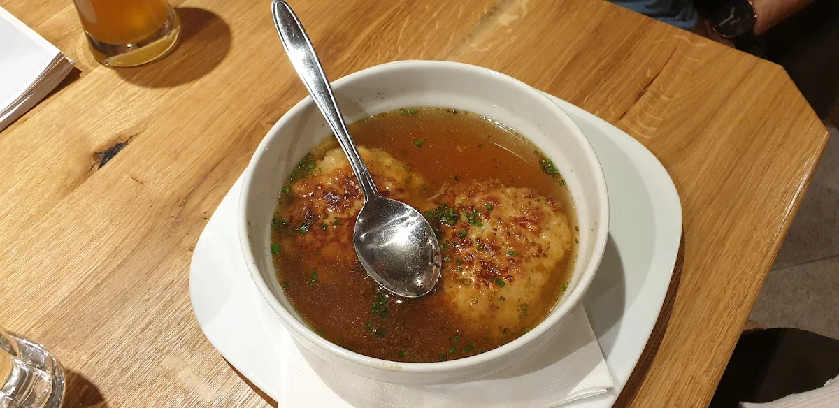 Kaspressknödelsuppe