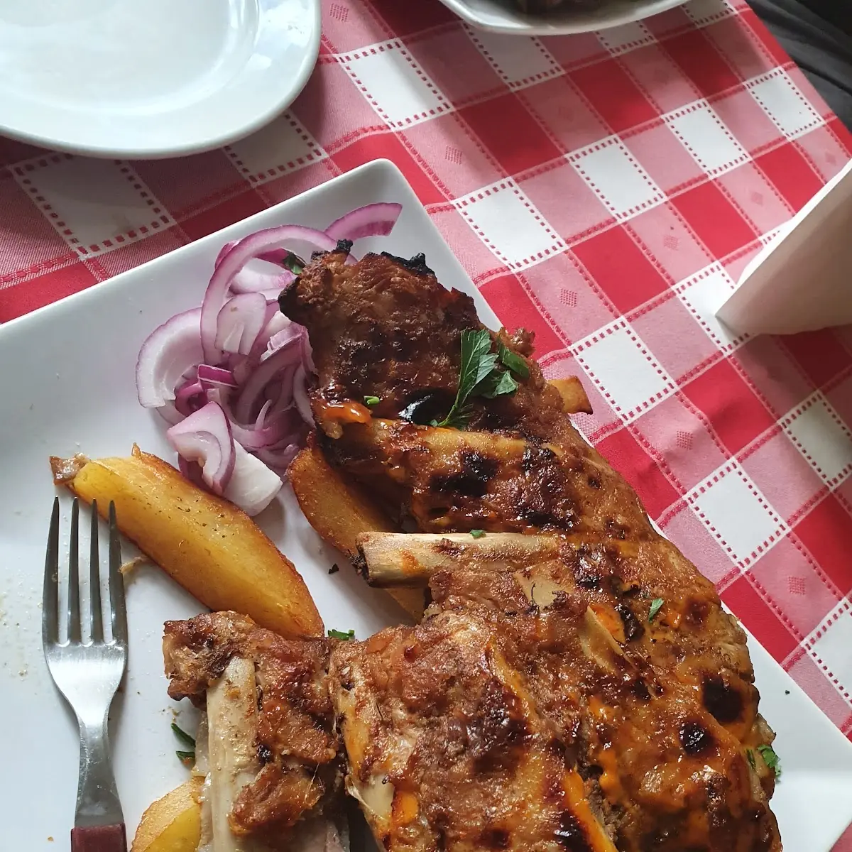 Spare Ribs Auf Zigeunerische Art