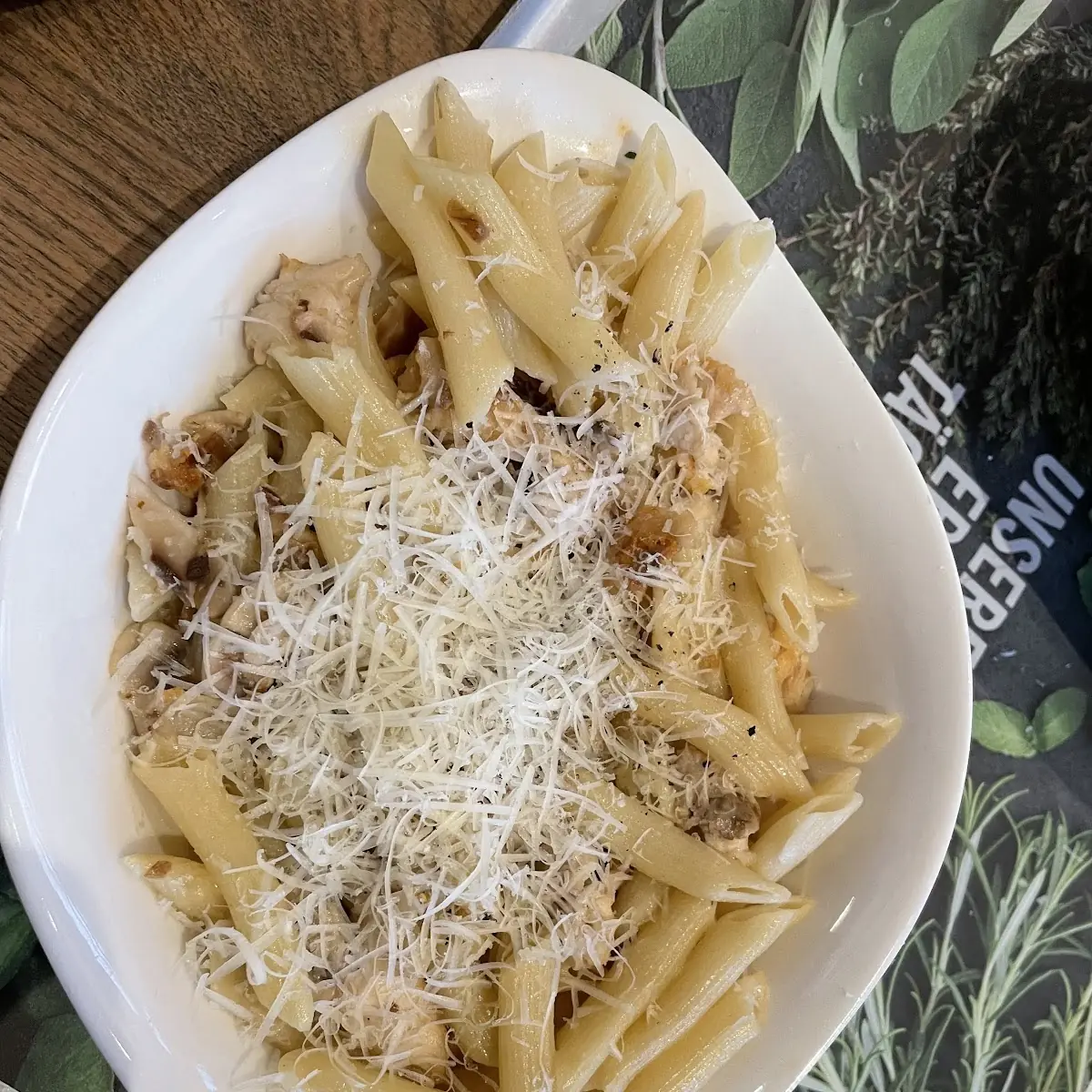 Pasta Chicken Alfredo