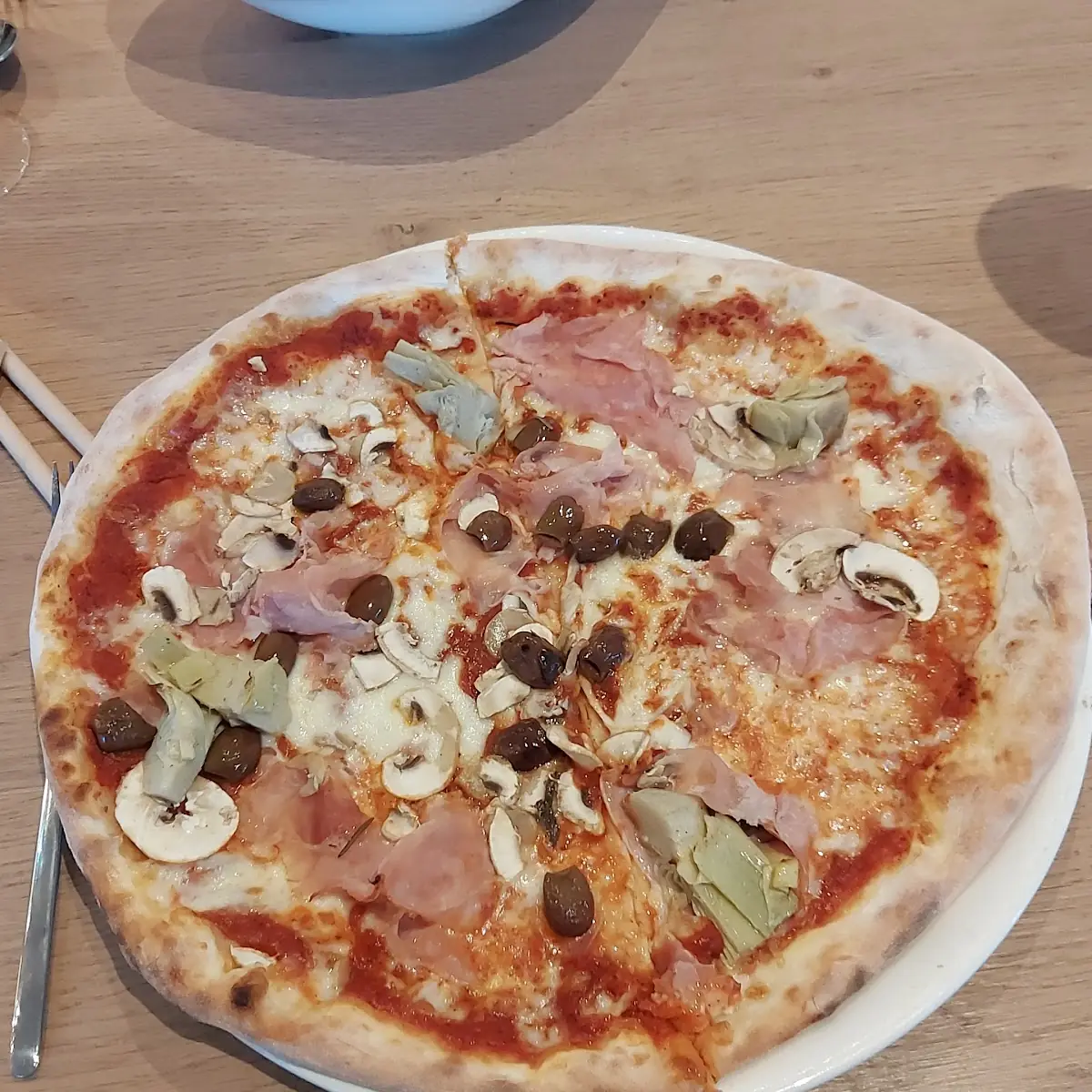 Pizza Capricciosa