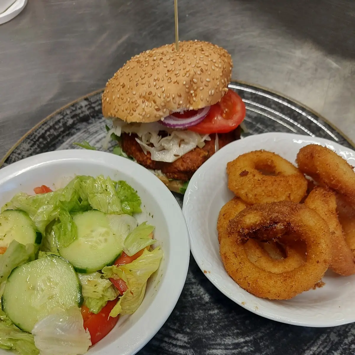 Lachsburger Beim Burgerabend