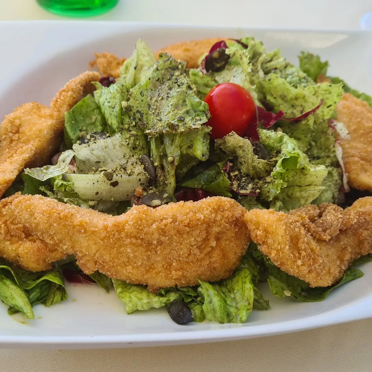 Gebackener Hühnerstreifensalat