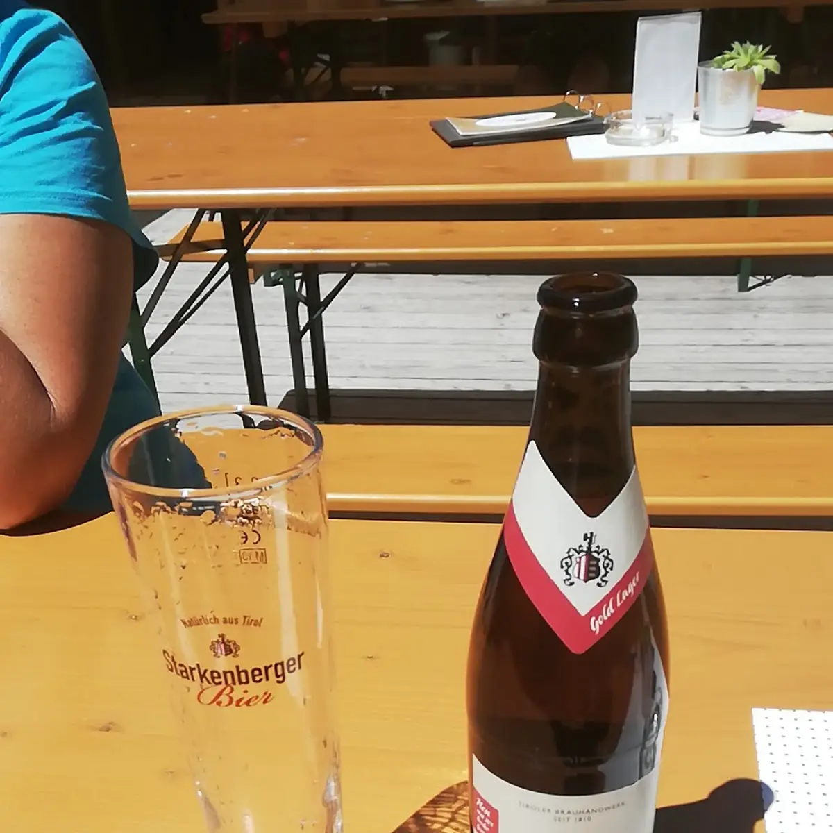 Bier Starkenberger Lager Gold