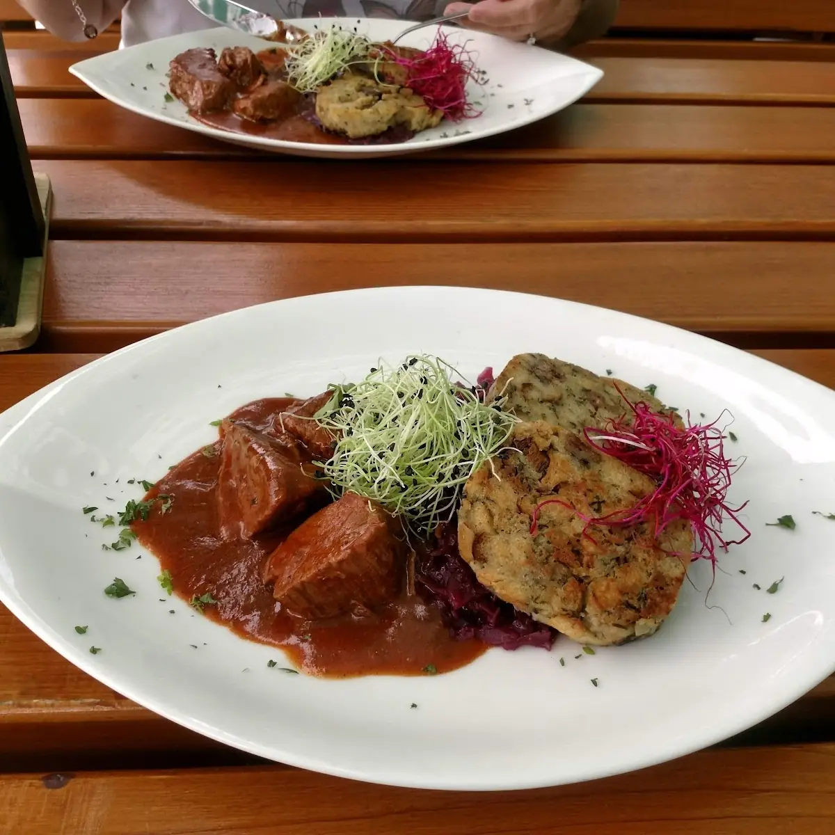 Gulasch Champagner-kraut Semmelknödel