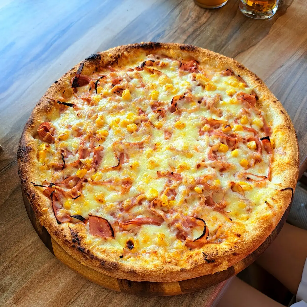 Pizza Cardinale Mit Mais