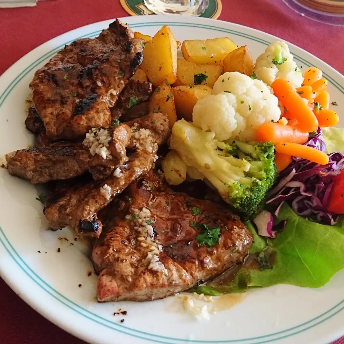 Gebratene Leber Mit Beilagen