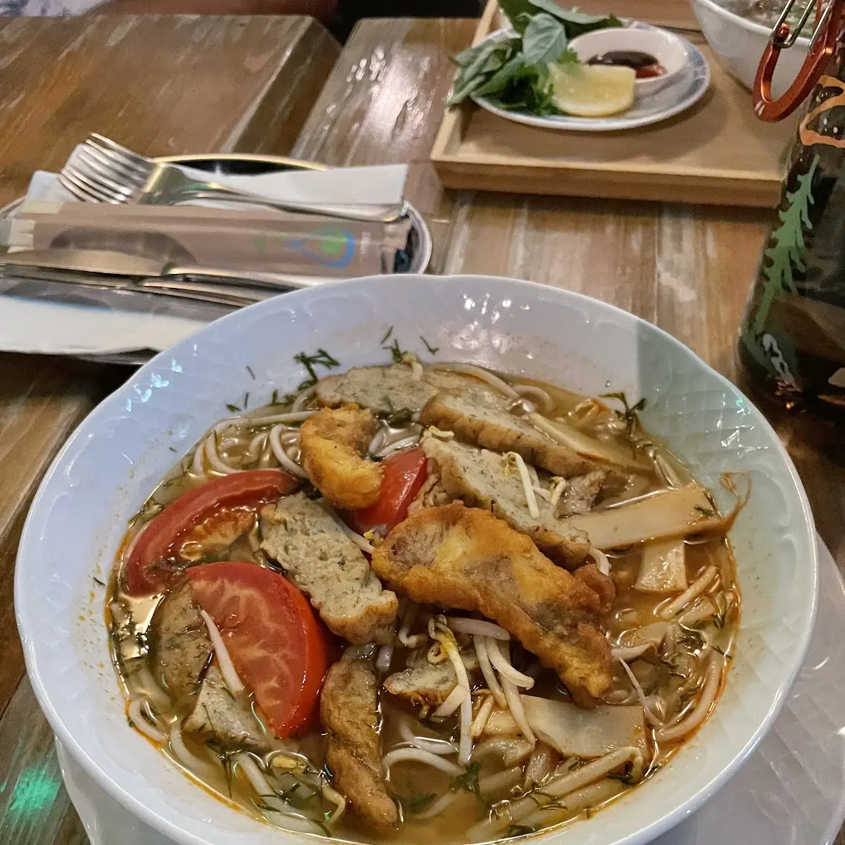 Bun cha gio chay - Vegetarische Frühlingsrollen Bowl