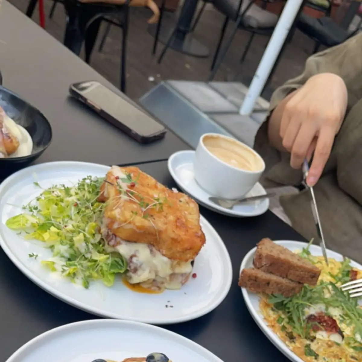 Scrambled Eggs Benedict