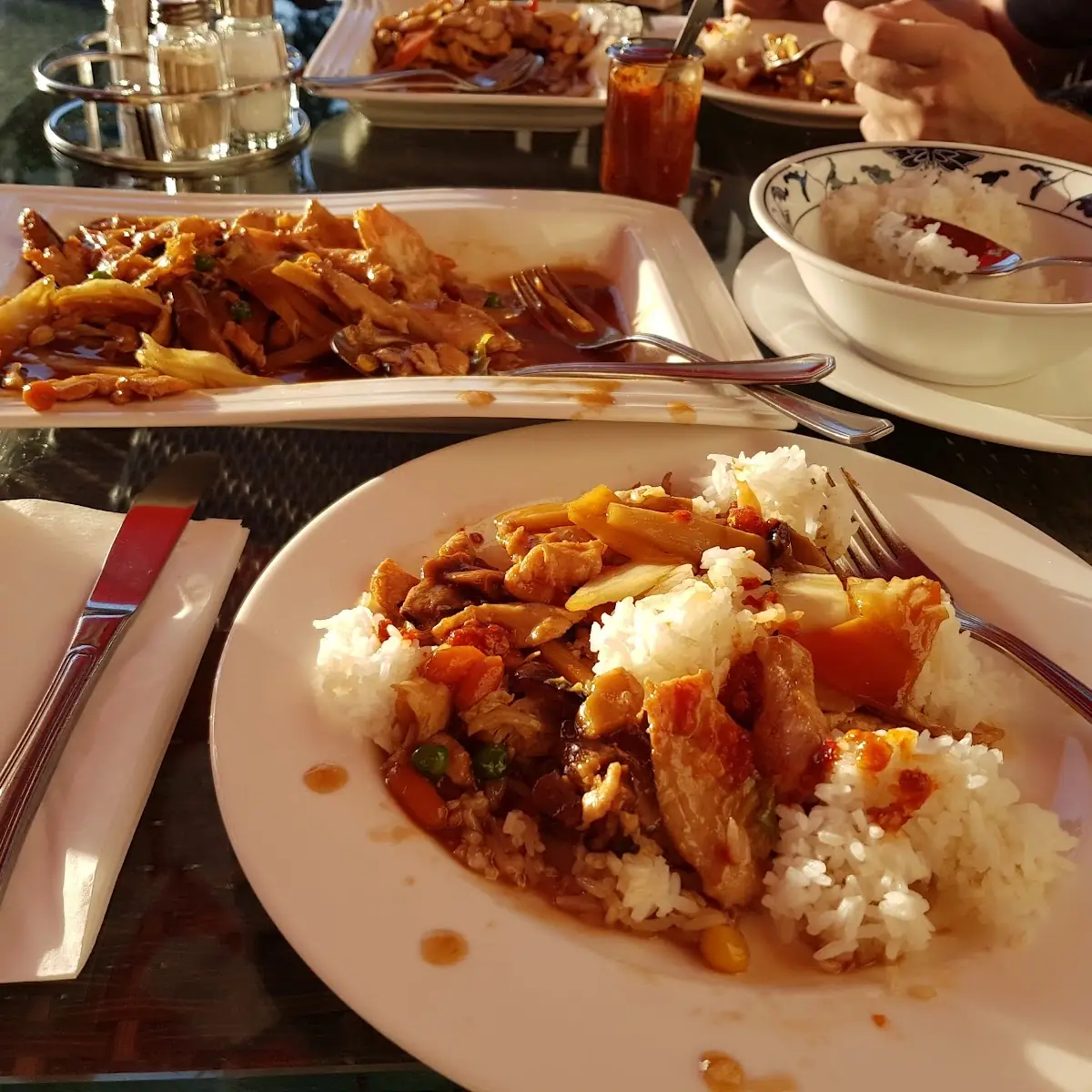 Hühnerfleisch Mit Bambus Und Pilzen
