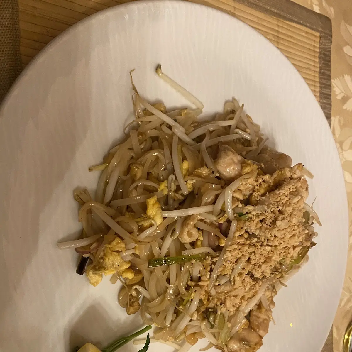Bami Pad Gai