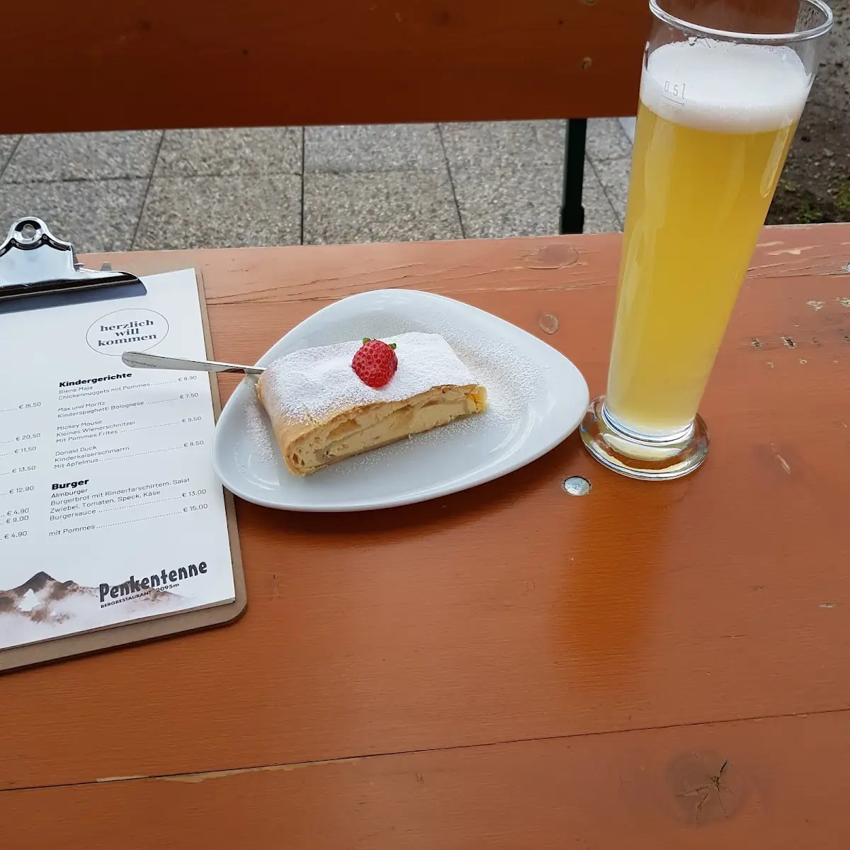 Topfenstrudel