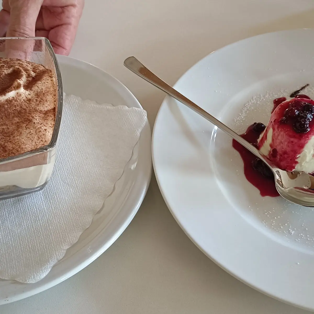 Tiramisu Und Panda-cotta