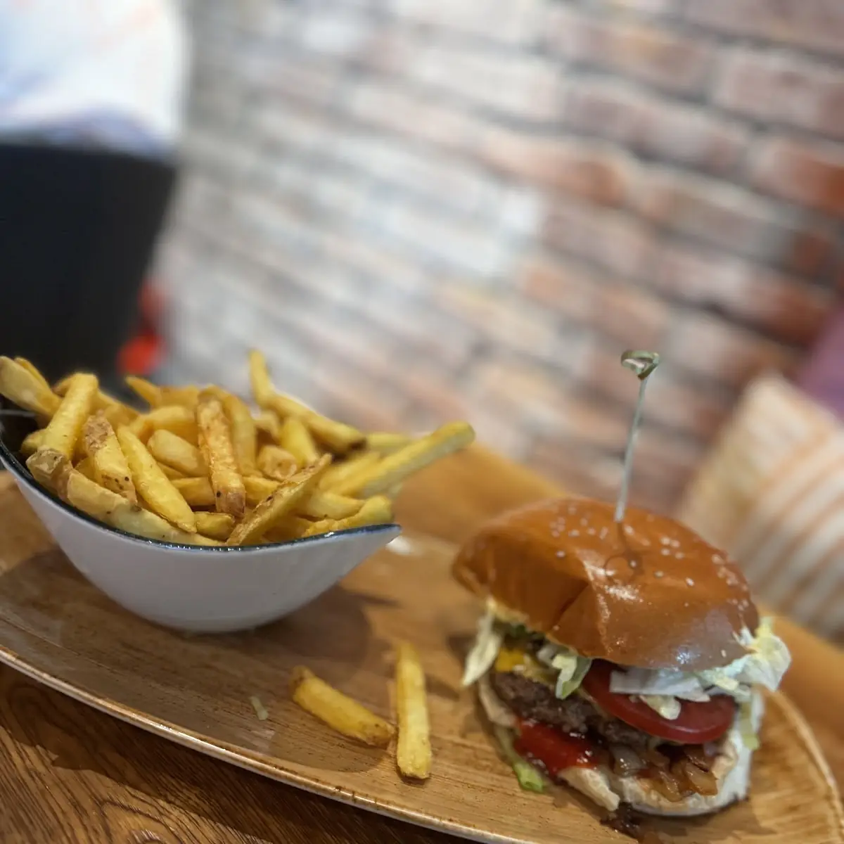 Classic Cheeseburger
