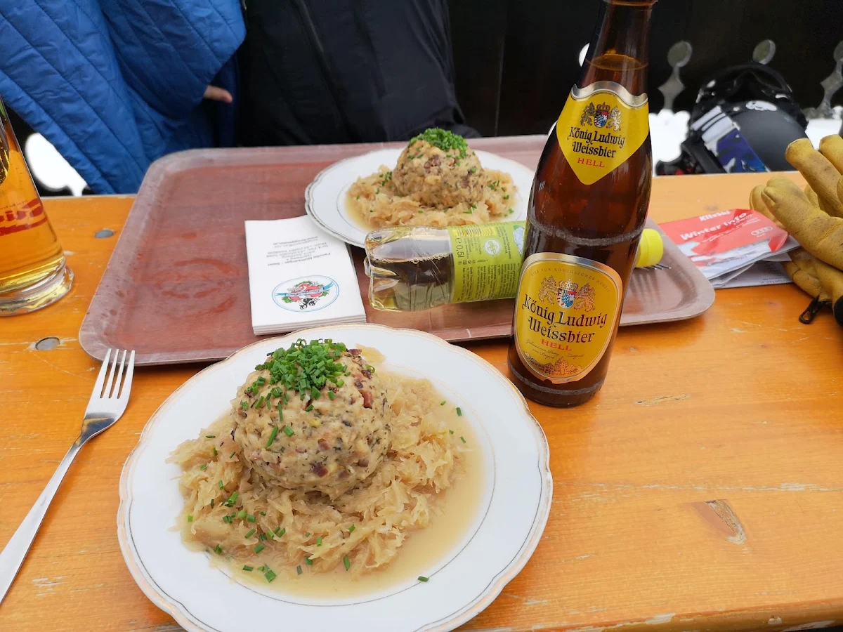 Kaspressknödelsuppe