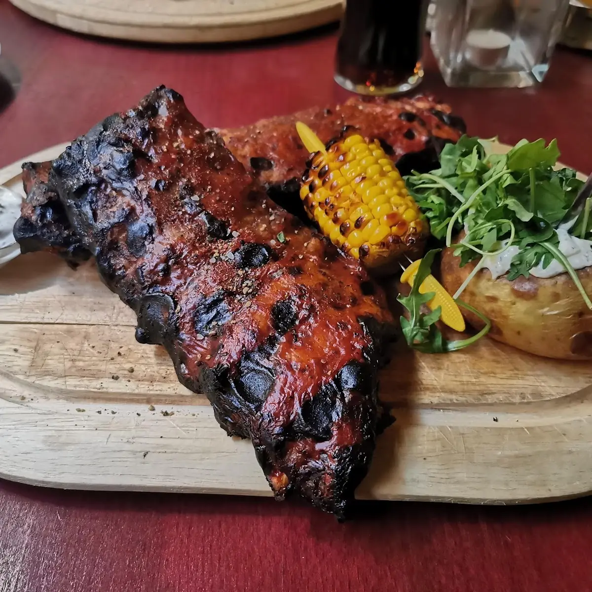 Ribs & Ribs