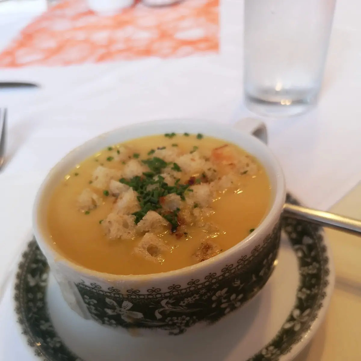 Majsurische Jagdsuppe