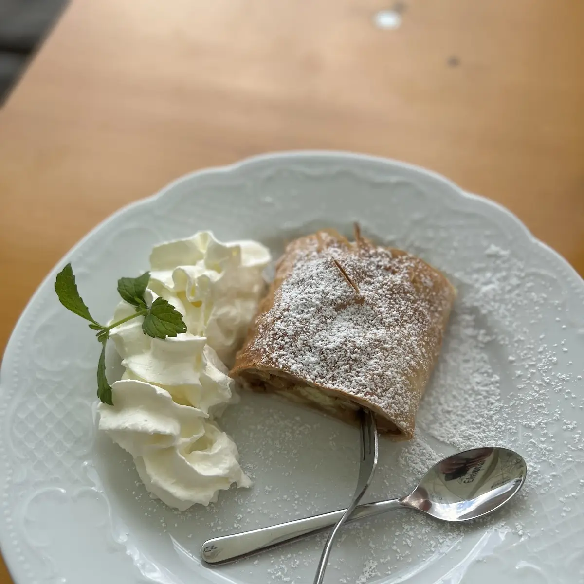 Apfelstrudel