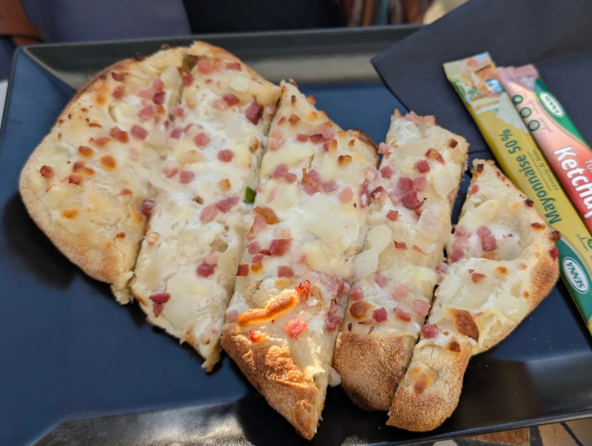 Flammkuchen Elsässer Art