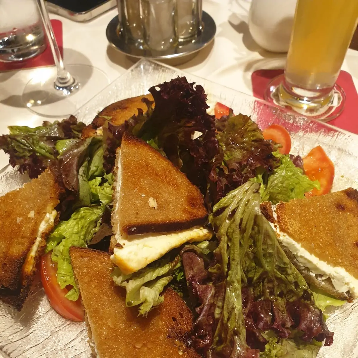 Gebackener Schafkäse