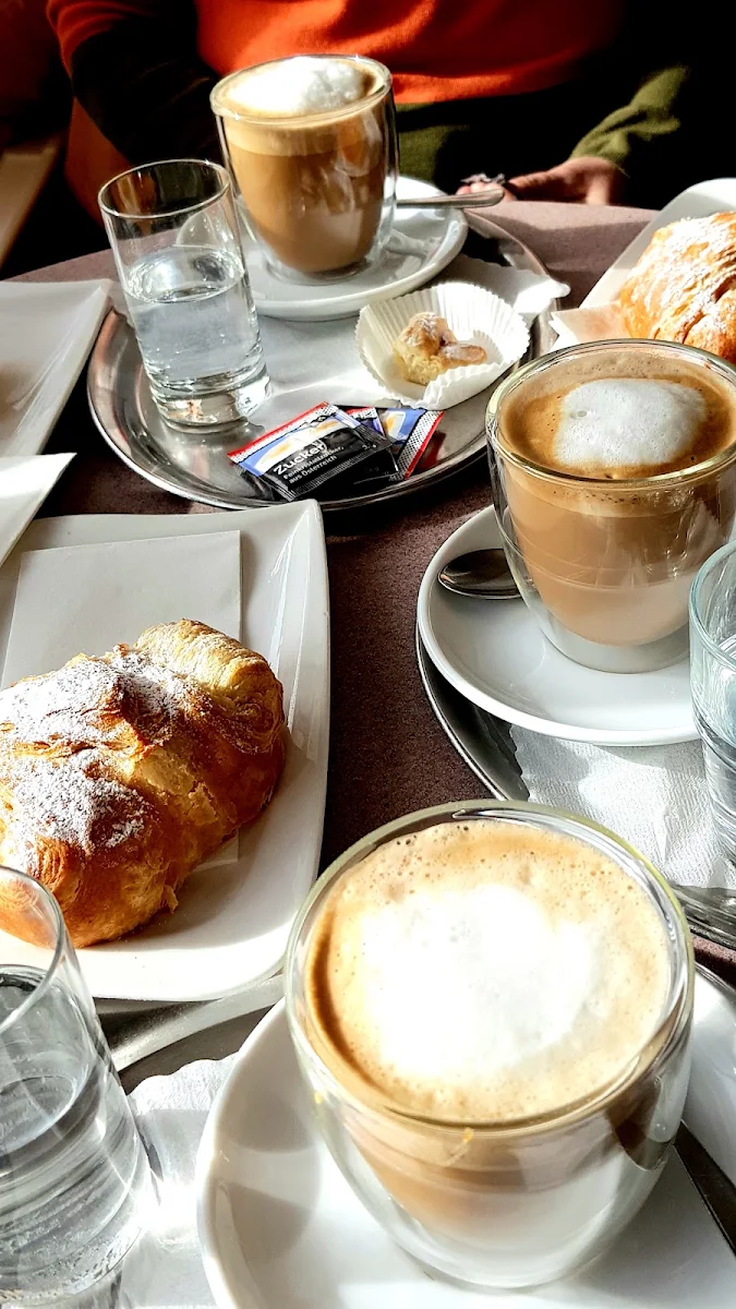 Plundertopfngolatschn Und Capuccino