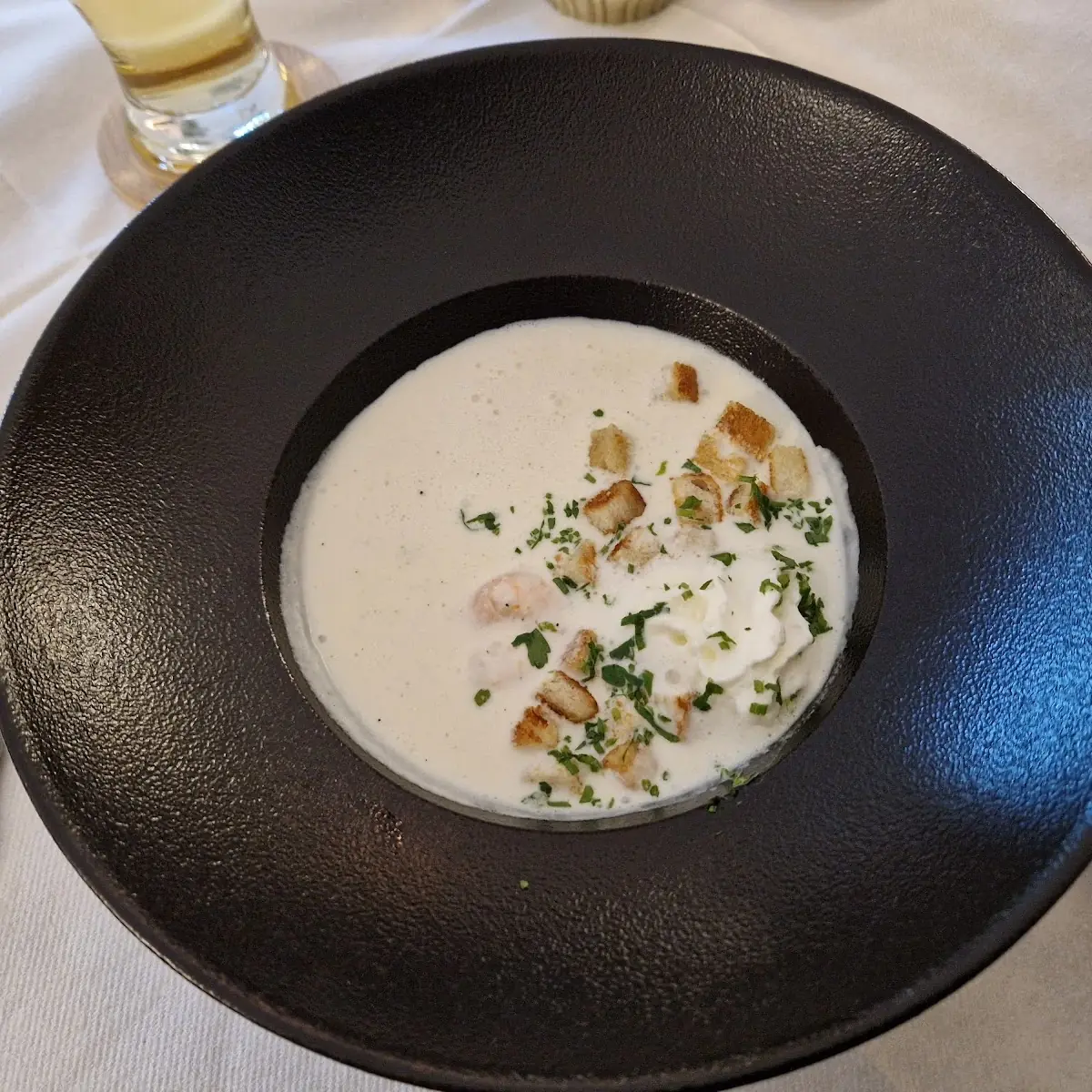 Knoblauchsuppe Mit Shrimps