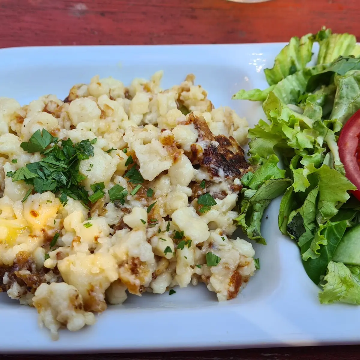 Käsespätzle Mit Salat