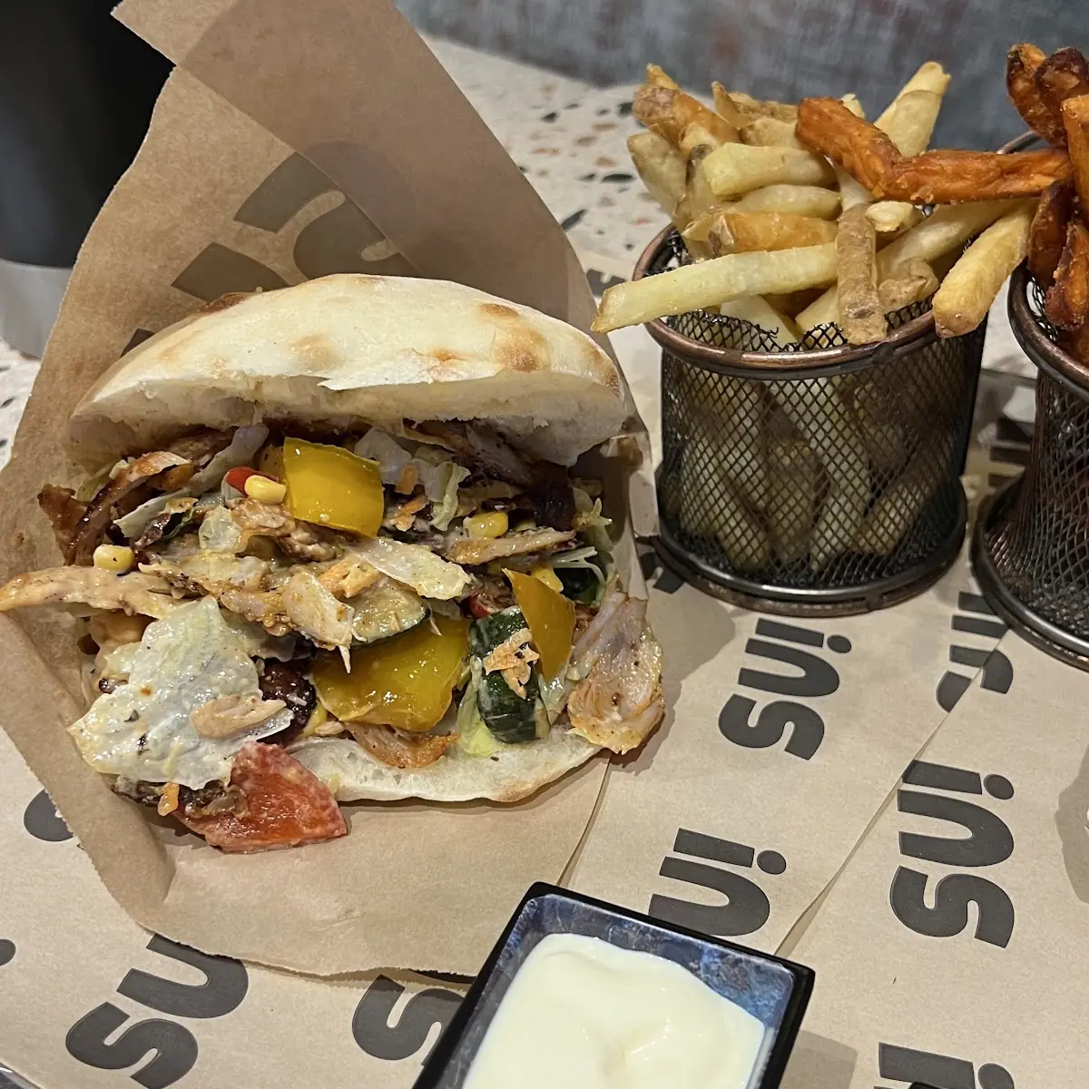 Hühner Kebab Menü Mit Süßkartoffeln
